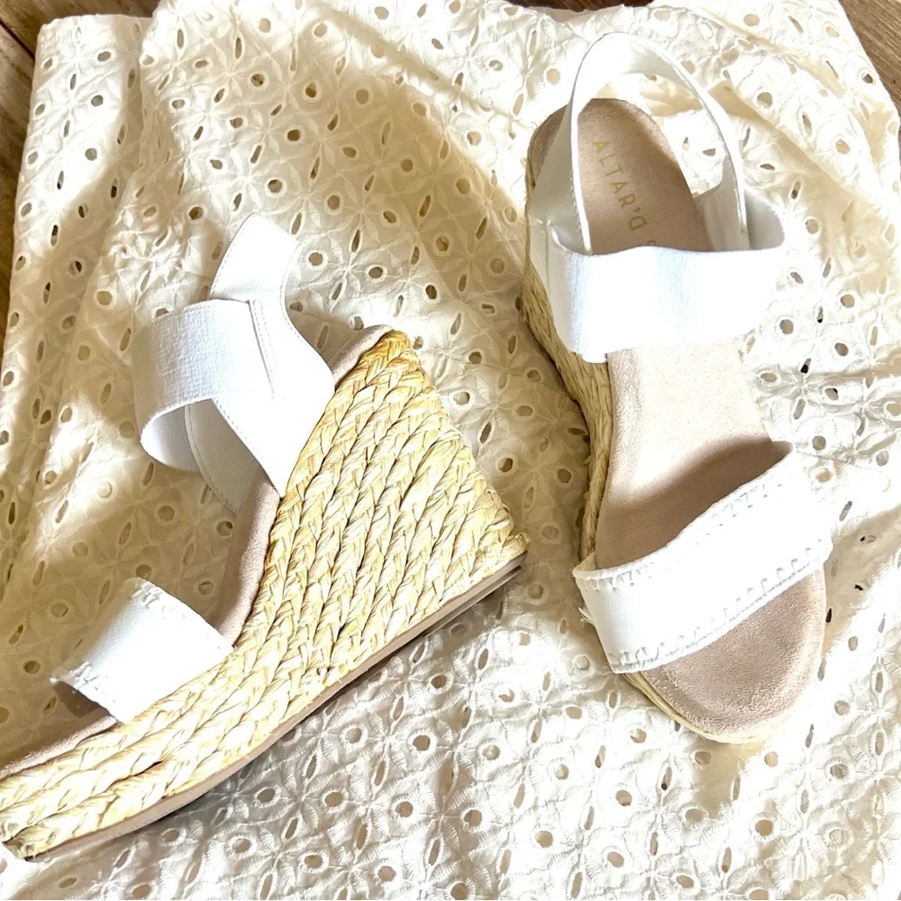 Altar'd State,White/Tan Wedge Sandals, Versatile, Soft Foot Pad,Size 8.5